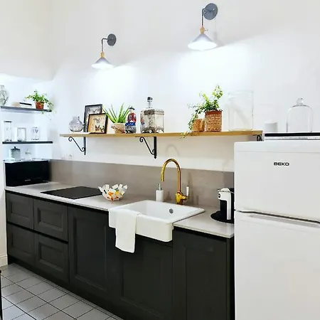 Elia Home Bed & Breakfast